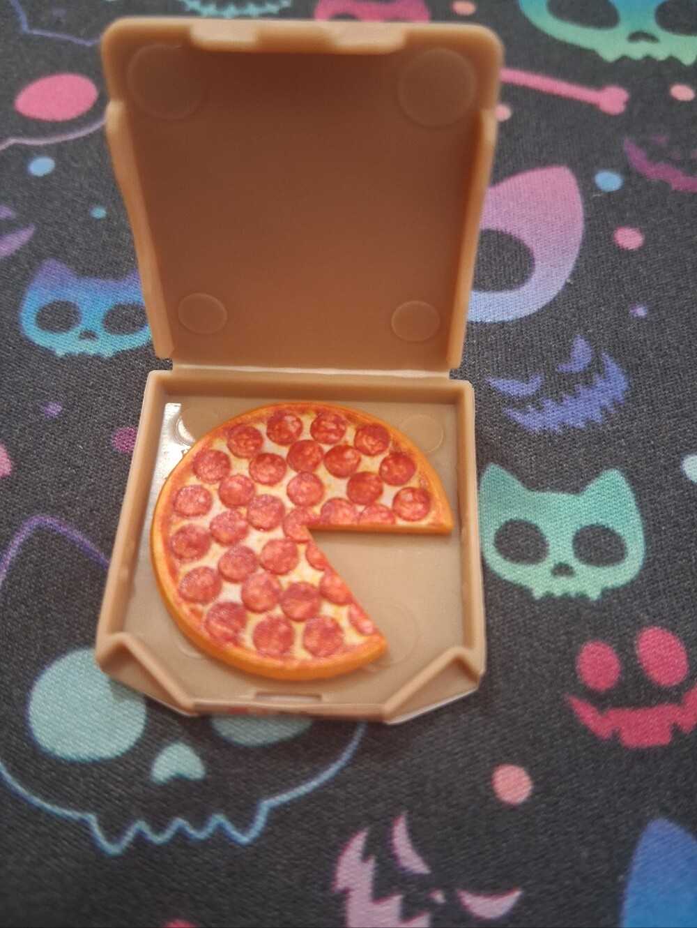 4/$10 Mini Brands Fill The Fridge Pizza Hut Pepperoni Pizza